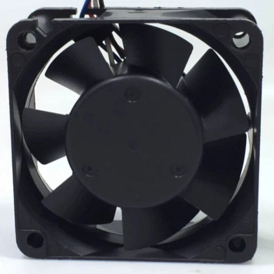 NMB 2410ML-04W-B66 Fläkt